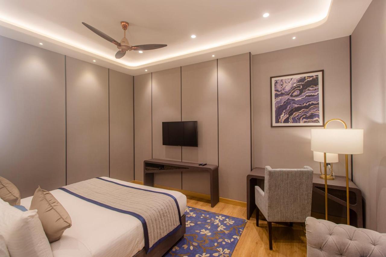 The Cove Wing Hotel Panchkula Bagian luar foto